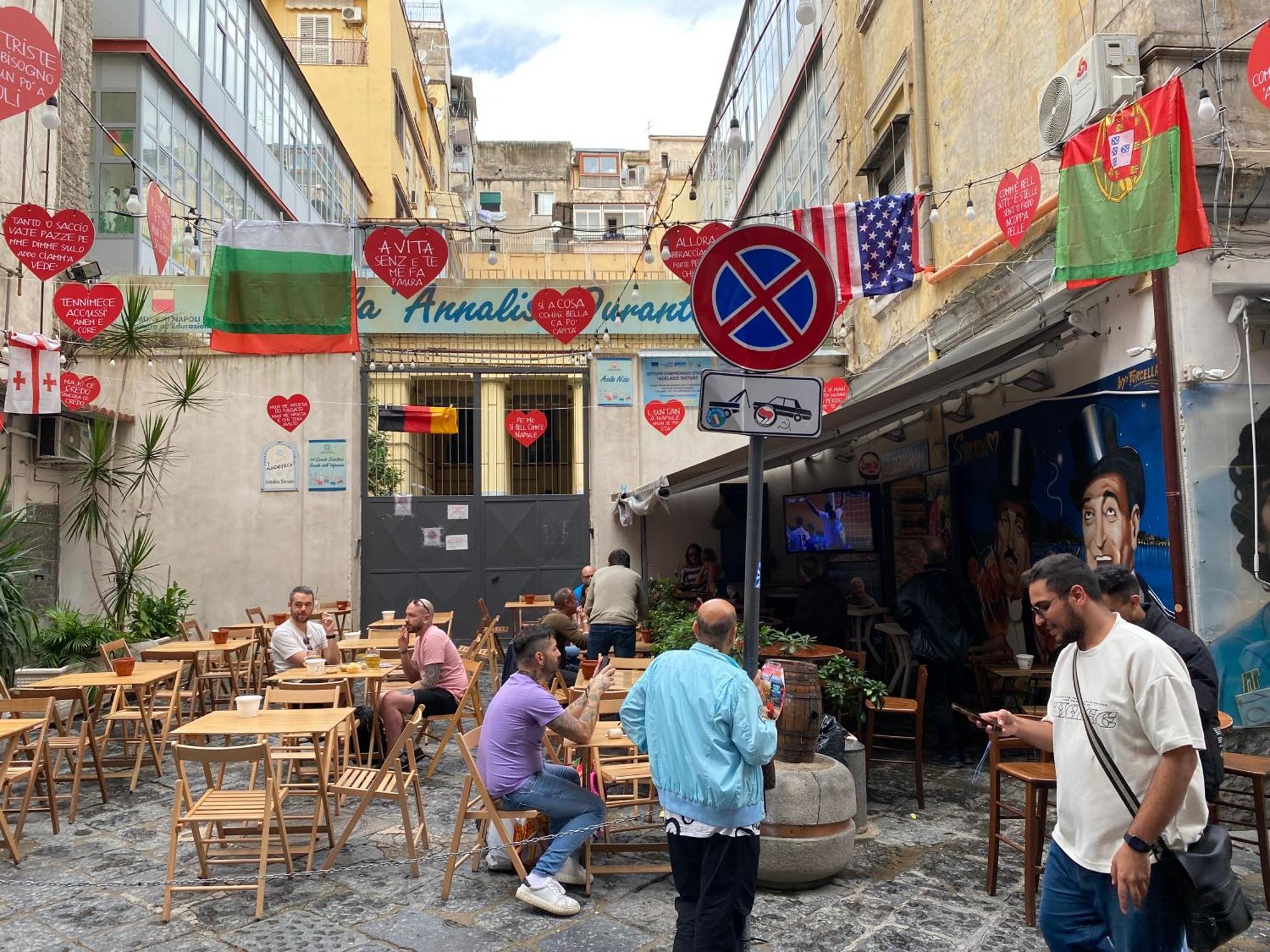 B&B Civico 22 Silvestre Napoli Exterior foto