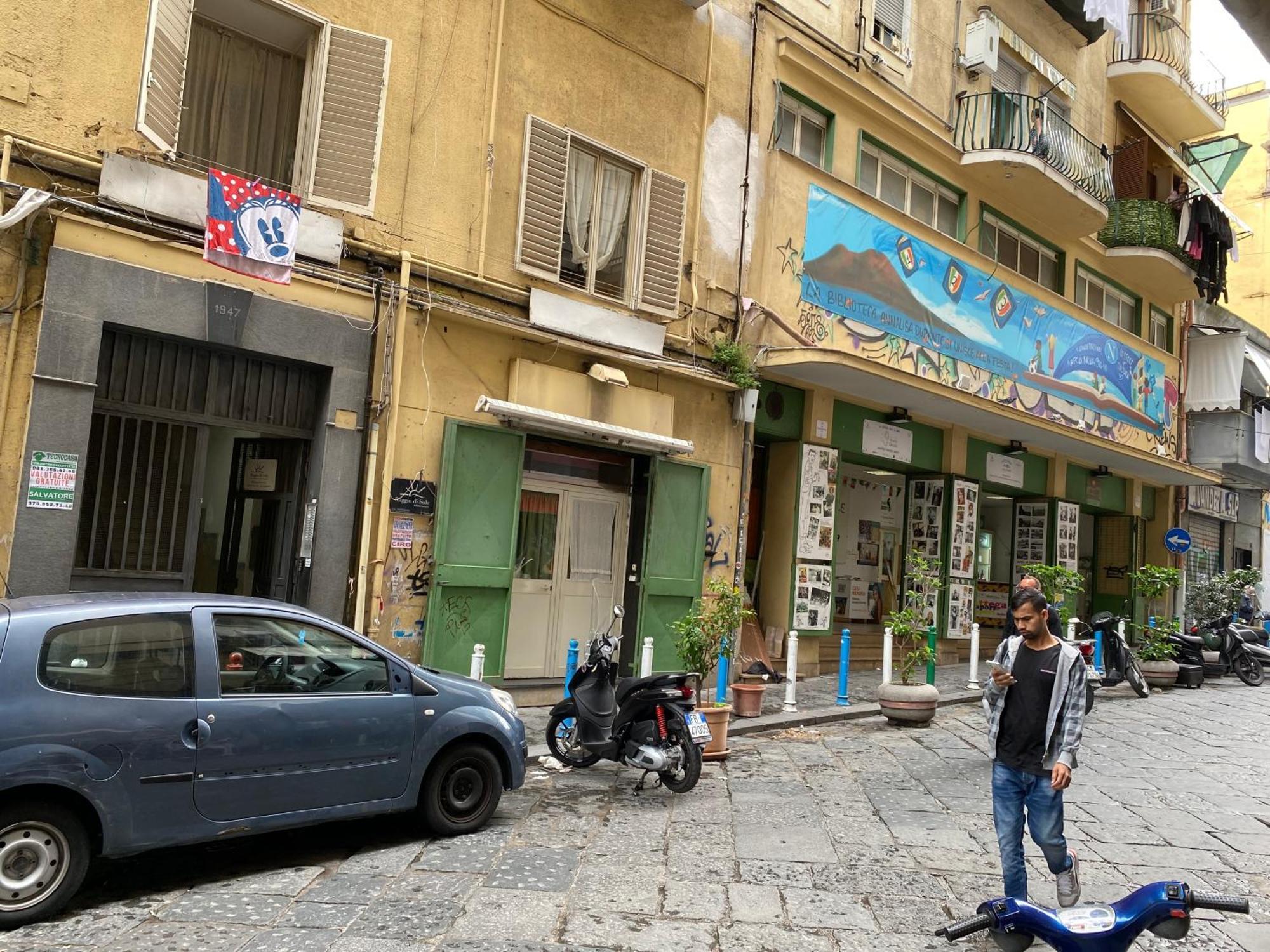 B&B Civico 22 Silvestre Napoli Exterior foto