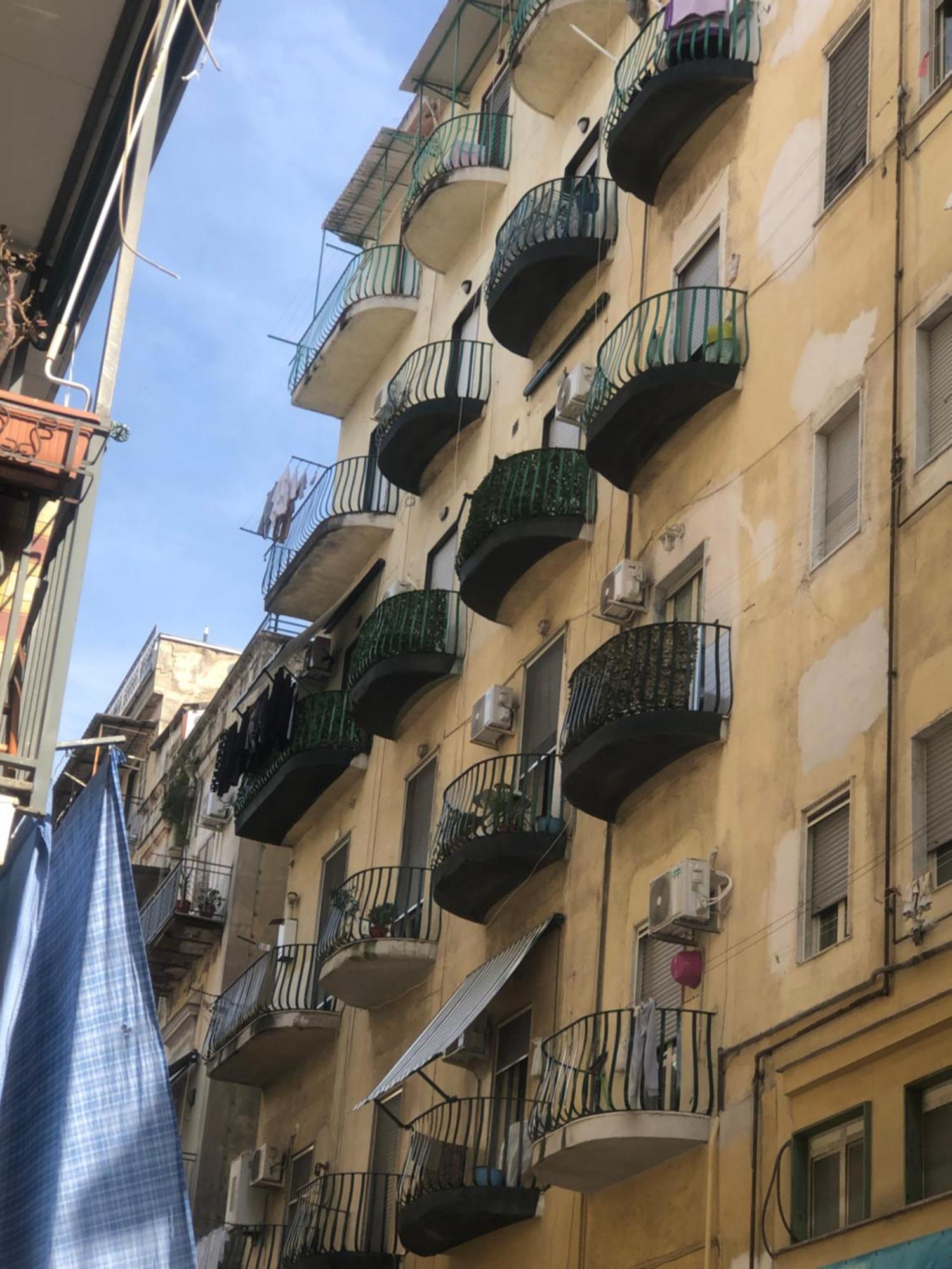 B&B Civico 22 Silvestre Napoli Exterior foto
