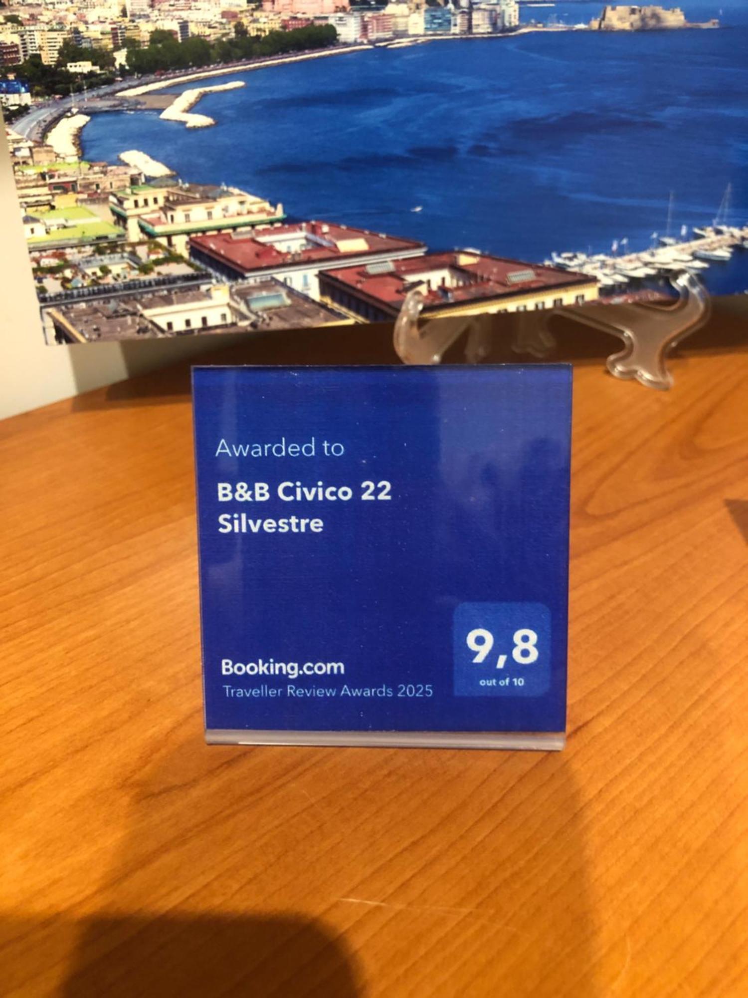 B&B Civico 22 Silvestre Napoli Exterior foto