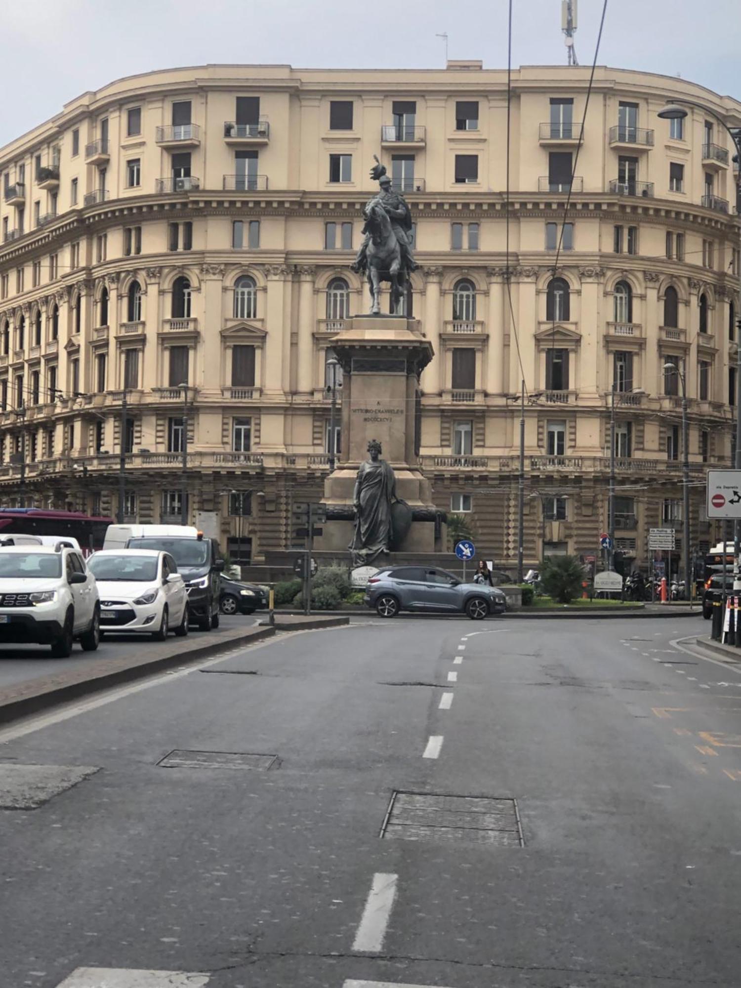 B&B Civico 22 Silvestre Napoli Exterior foto